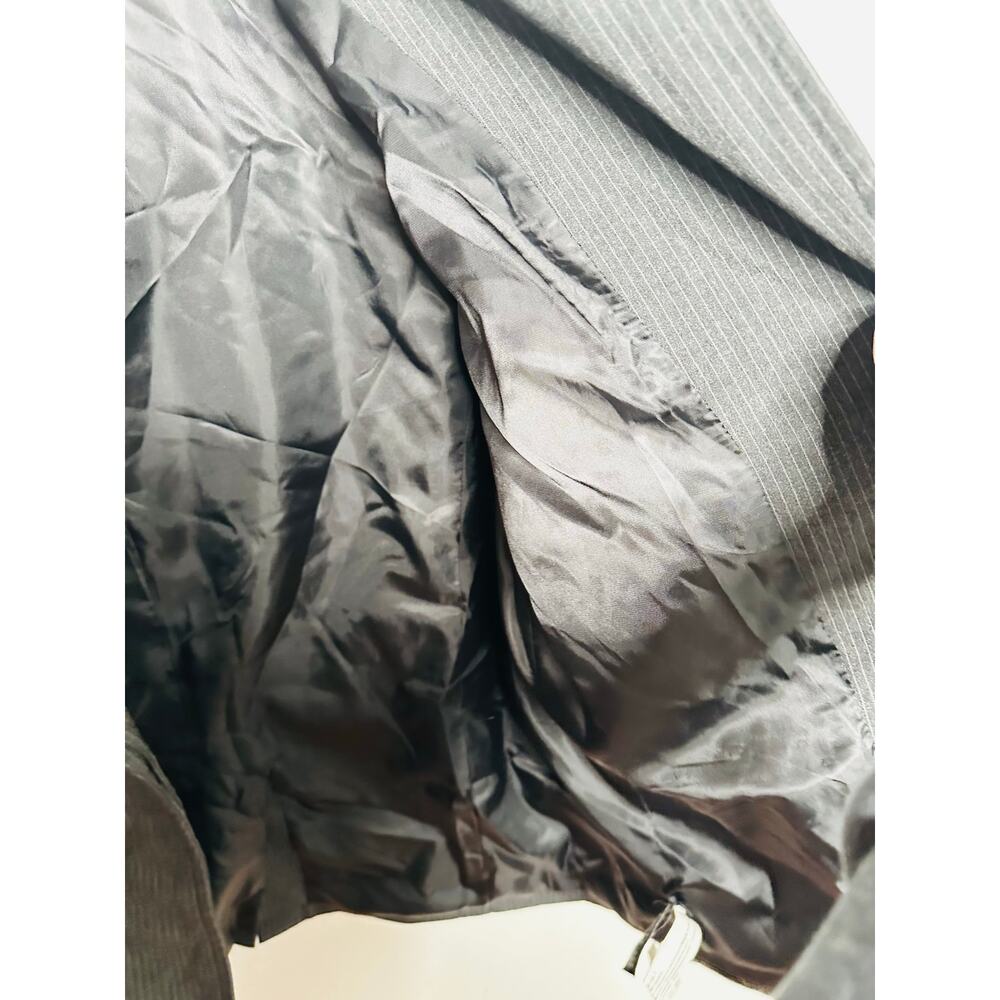 MOON RIVER Gray Pinstripe Double Layered Front Button Blazer Jacket sz Medium - Picture 12 of 16